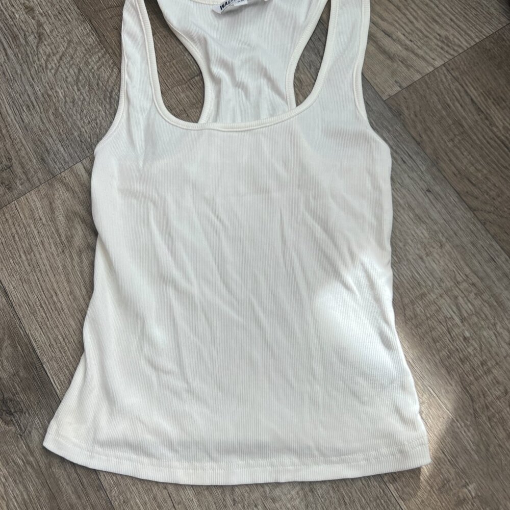 Walter Baker XS tank‎ top - Picture 2 of 6